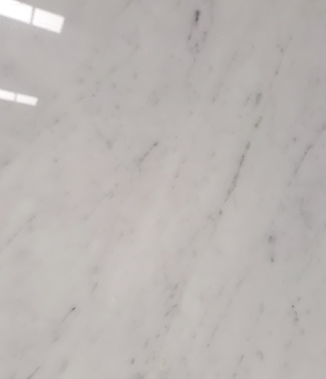 "雪白碧玉